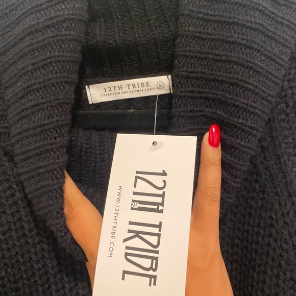 JENI BLACK MINI SWEATER DRESS - Picture 4 of 4